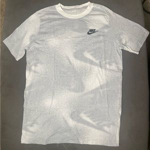 Nike boys youth tee. Size Large. NWOT! Perfect condition. Never worn.
